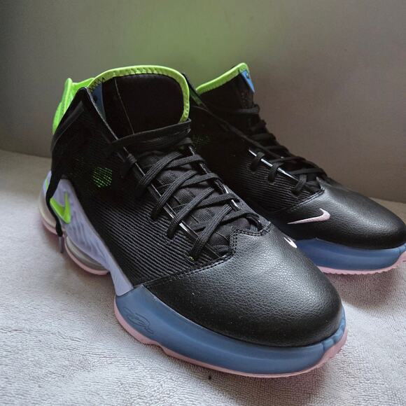 Nike Lebron 19 Low Black/Ghost Green Glow Basketball Sneakers - M Size 15 (NEW) - Picture 9 of 11